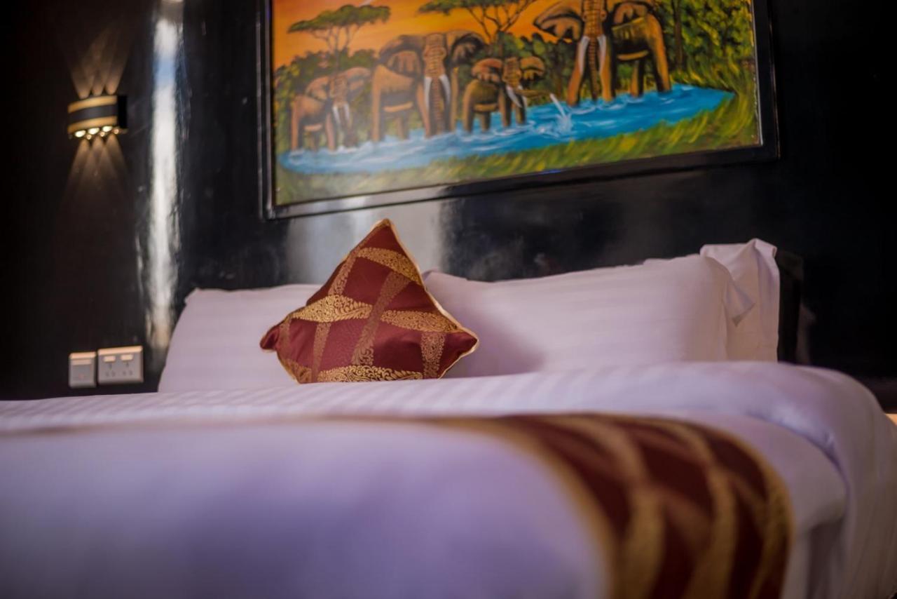 Spring Hills Hotel - Додома Экстерьер фото